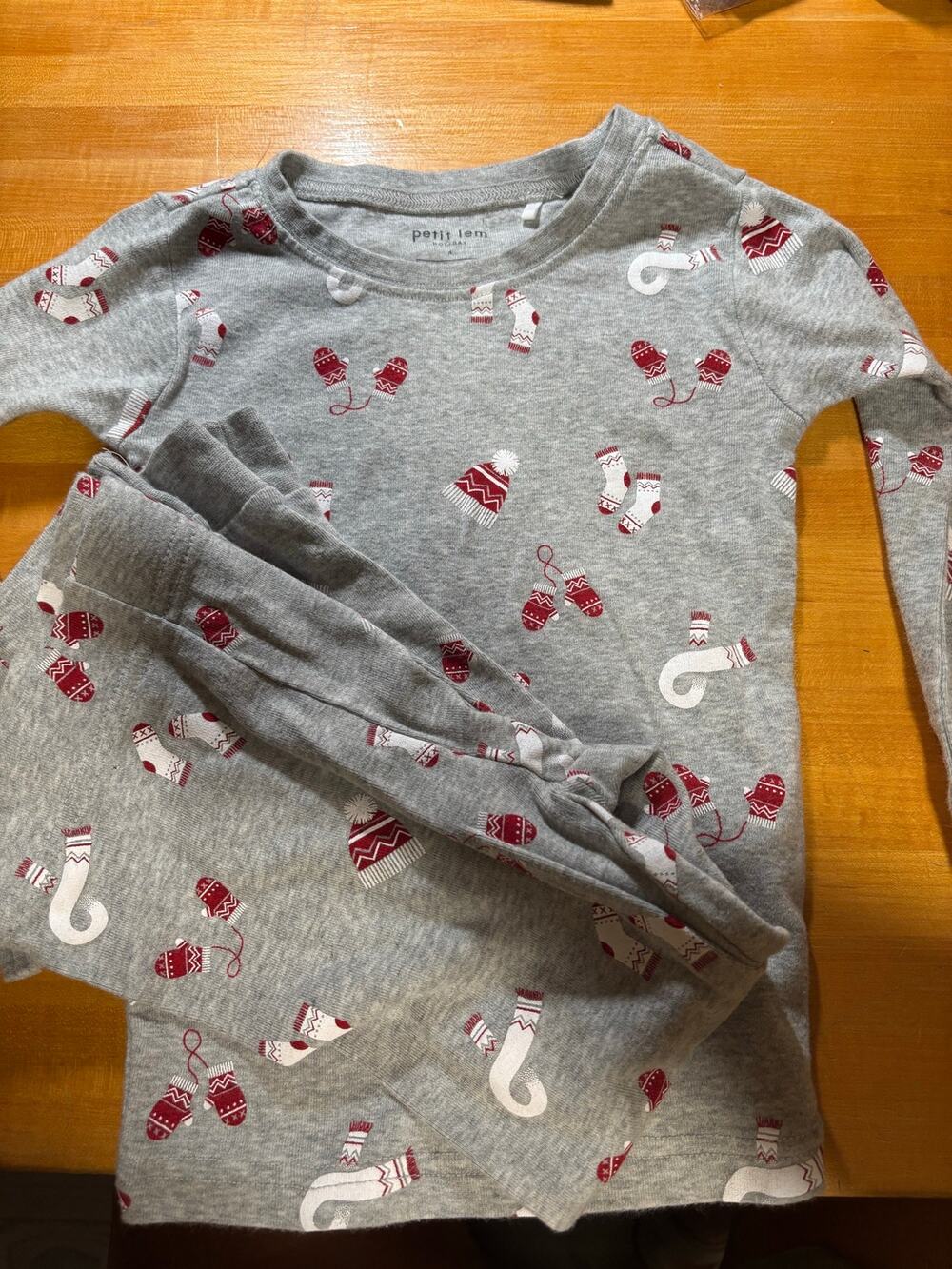 Petit Lem Toddler Holiday Pajama Set 4T
